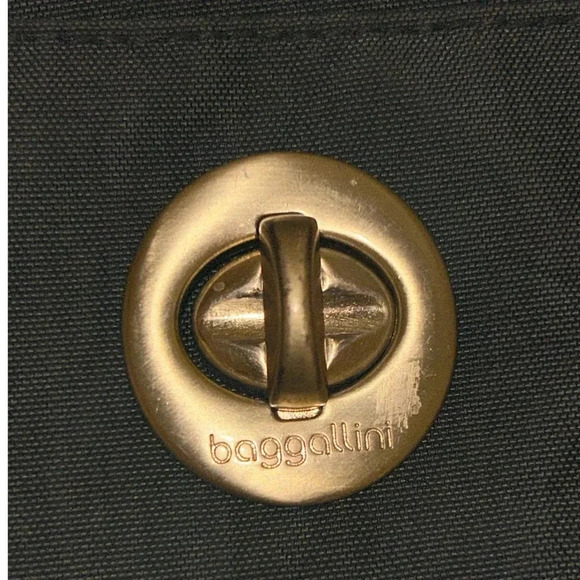 Baggallini Hanover Gray Crossbody Lightweight Bag Purse Medium Gold Hardware - Picture 4 of 8